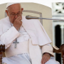 Papa Francisco passa noite tranquila e segue em recuperação, informa Vaticano