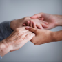 Parkinson: especialista alerta para a importância do tratamento com abordagem multifacetada