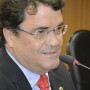 PL de Angelo prevê uso do Braille em contratos de adesão de serviços por pessoas com deficiência visual 