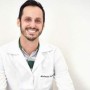 Polícia procura mais um envolvido na morte de médico encontrado em rio