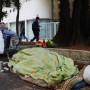 Projeto que multa quem doar marmita a população de rua é suspenso