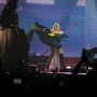 Quebrando tabus, Madonna transforma areias de Copacabana em Broadway com perfomances