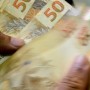 Trabalhadores têm até esta sexta para receber parcela única ou 1ª parte do 13º salário